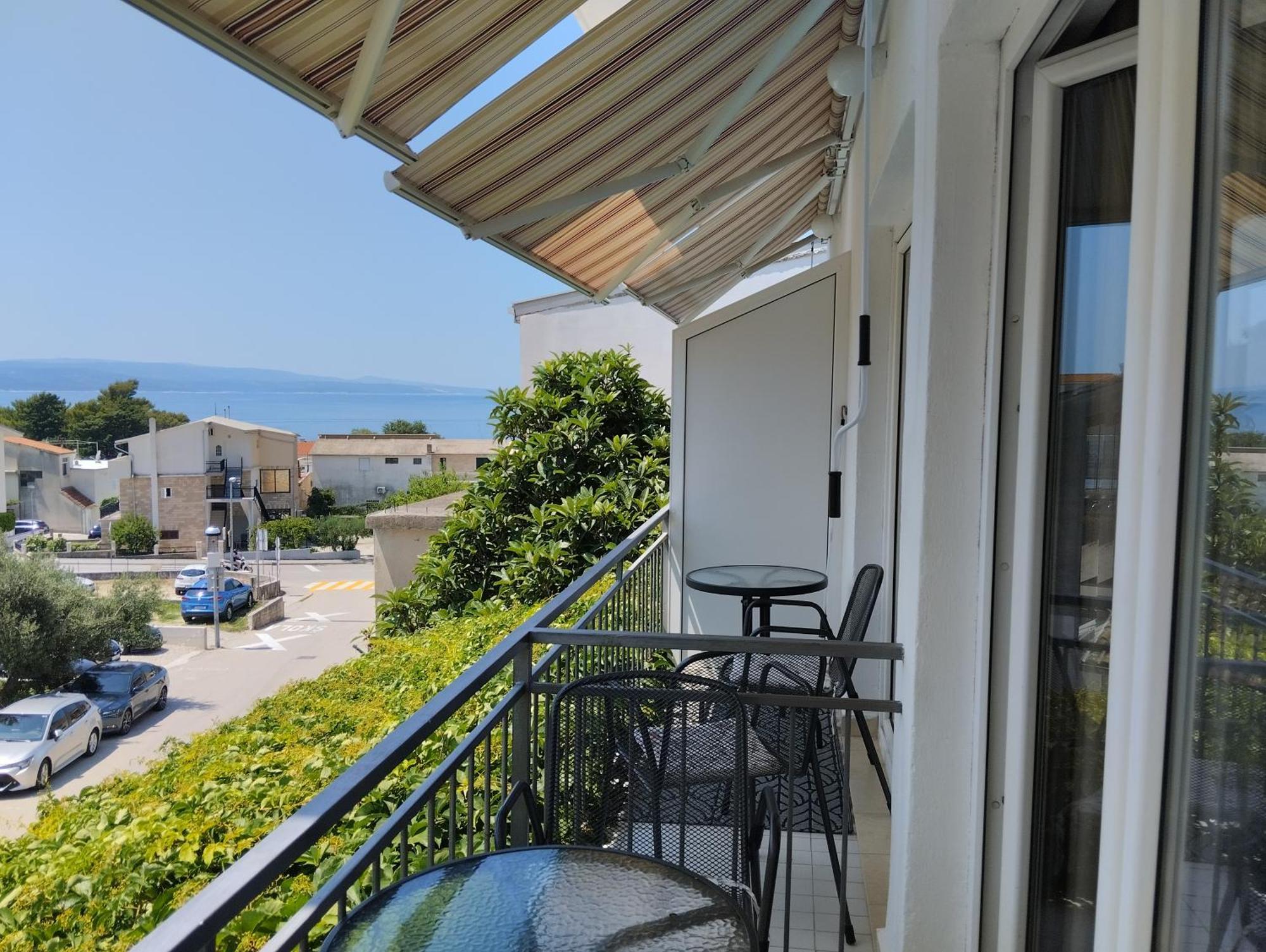 Apartments Nina M Baska Voda Luaran gambar
